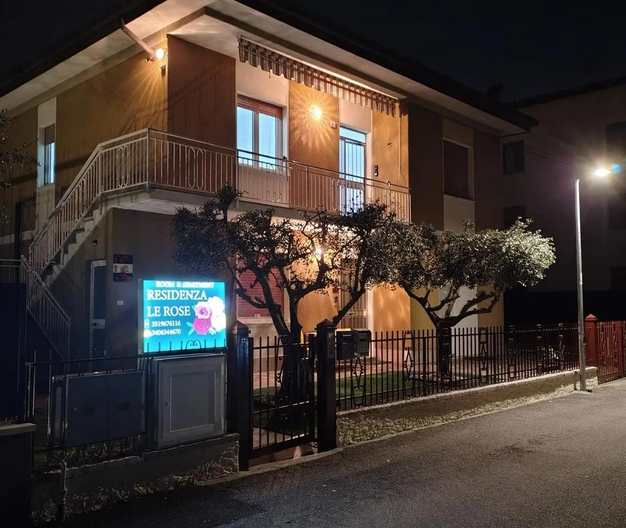 Residenza Le Rose Apartament Peschiera del Garda